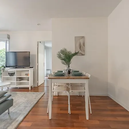 Le Rev'touch-airbus - 1 Avec Balcon Et Parking Gratuit