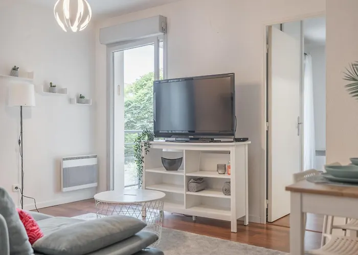 Le Rev'touch-airbus - 1 Avec Balcon Et Parking Gratuit アパート