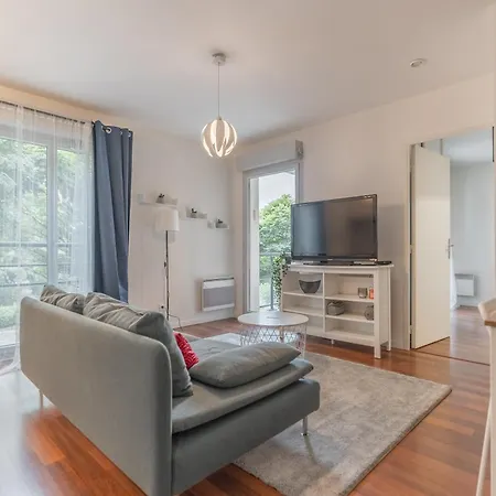 Le Rev'touch-airbus - 1 Avec Balcon Et Parking Gratuit